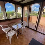 Pavillon T2 Avec Terrasse Et Parking Prive, Pres Commerces Et Privee Au Barcares - Fr-1-81-259 *