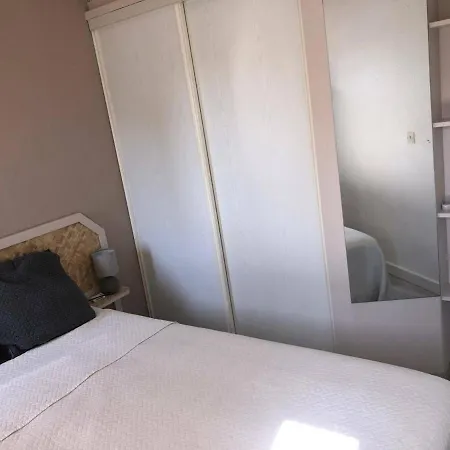Pavillon T2 Avec Terrasse Et Parking Privé, Près Commerces Et Privée Au Barcarès - Fr-1-81-259 Villa Le Barcarès